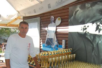 Costel Chelariu este cel care se ocupă de organizarea Cupei Select