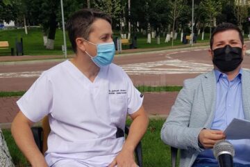 Directorul medical, dr. Marius Grămadă, și managerul spitalului, dr.Alexandru Calancea