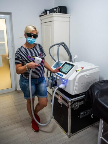 Tratament pentru slăbit prin criolipoliză și lasere de ultimă generație pentru epilare definitivă, la Salonul Queen Elisabeta Suceava
