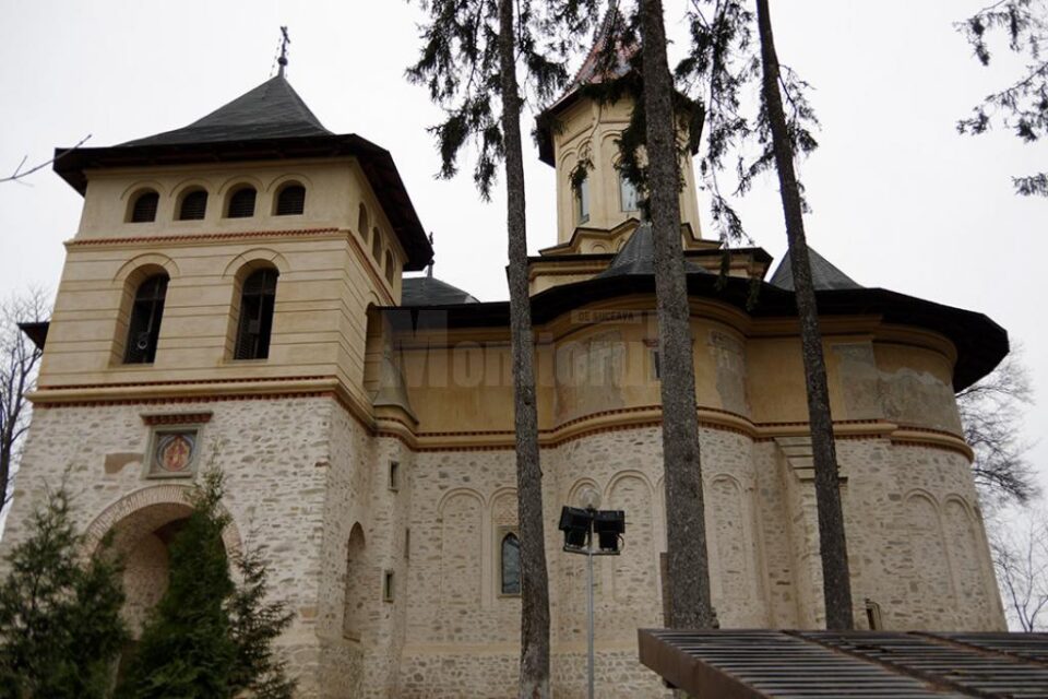 Parohia Bisericii Sf. Gheorghe - Mirauți a primit 50.000 de lei de la bugetul local al Sucevei