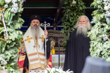 ÎPS Calinic a fost întronizat Arhiepiscop al Sucevei și Rădăuților