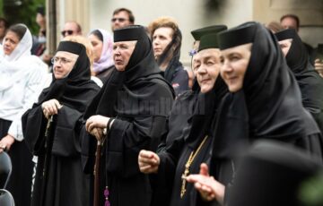 ÎPS Calinic a fost întronizat Arhiepiscop al Sucevei și Rădăuților