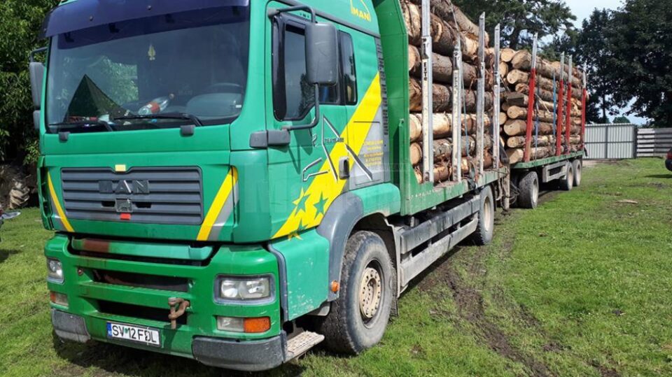 Camionul oprit la Solca