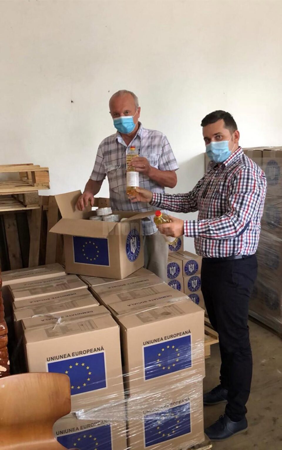 Pachetele cu alimente de la UE pentru populație au ajuns deja la mai multe primarii din județ