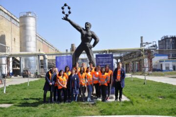 Învățământ dual 18 elevi de la „Petru Mușat” au obținut calificarea de „Operator în fabricarea celulozei și hârtiei” (1)