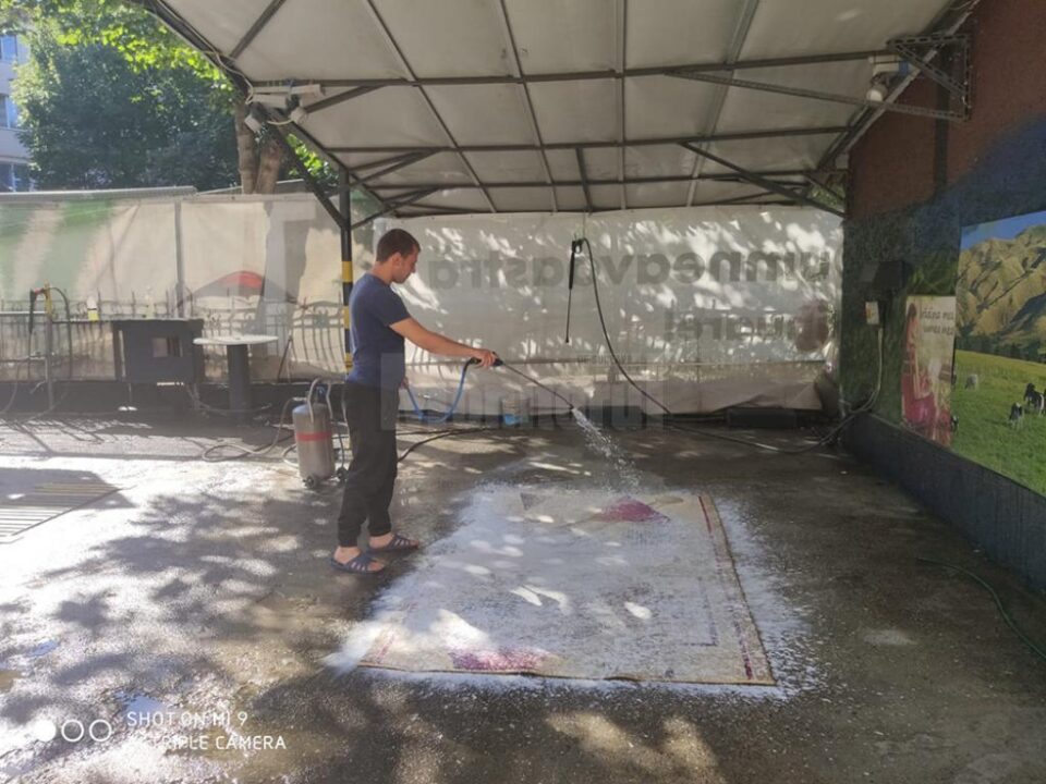 ”Elefantul” îți spală mașina cât îți rezolvi treburile din centrul Sucevei