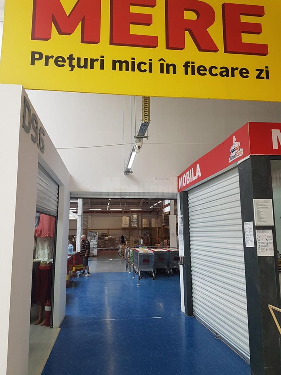 Un supermarket din Suceava, închis de pandemie