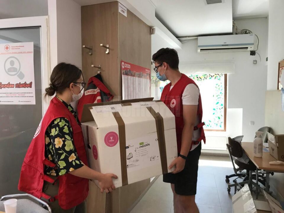 Încă trei nebulizatoare donate de Crucea Roșie către Serviciul Județean de Ambulanță Suceava (1) Încă trei nebulizatoare donate de Crucea Roșie către Serviciul Județean de Ambulanță Suceava (1)
