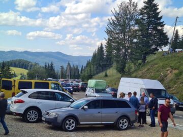 Nebunie la Palma, cu grătare, fără măști sau distanțare, dar și fără polițiști sau jandarmi