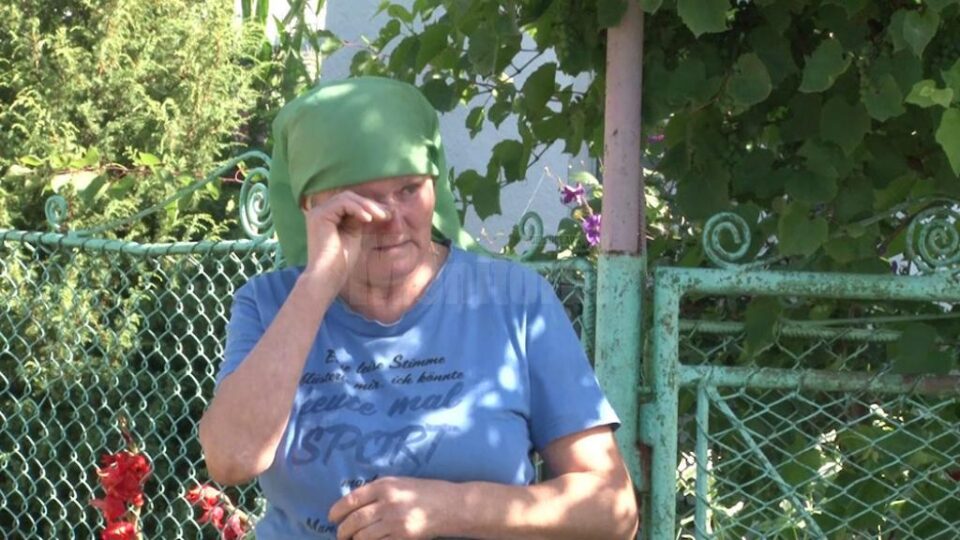 Mama îndurerată