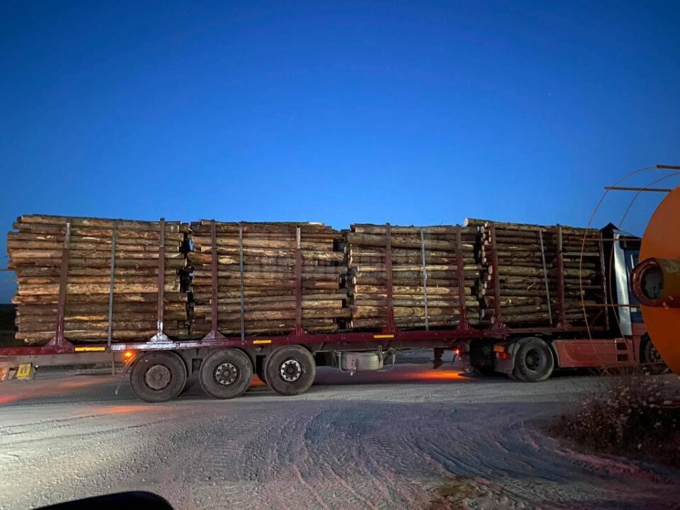 Camionul vizat a ieșit cu o încarcarcatura puțin peste limită, dar în marja de toleranță