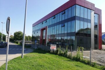 1.000 mp, spații de închiriat, disponibile într-o clădire modernă, lângă Kaufland Rădăuți