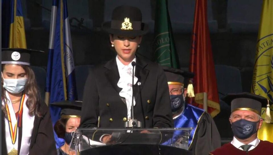 Ana-Maria Andronache, șefă de promoție la Medicină Militară - Târgu Mureș