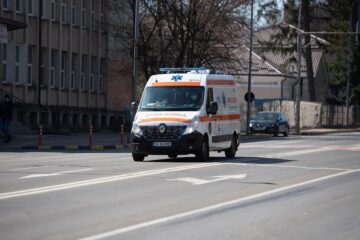 Bătrânul a fost preluat și transportat la Unitatea de Primiri Urgențe Suceava
