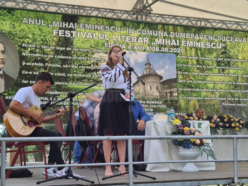 ”Pentru cine bat clopotele în Dumbrăveni?”