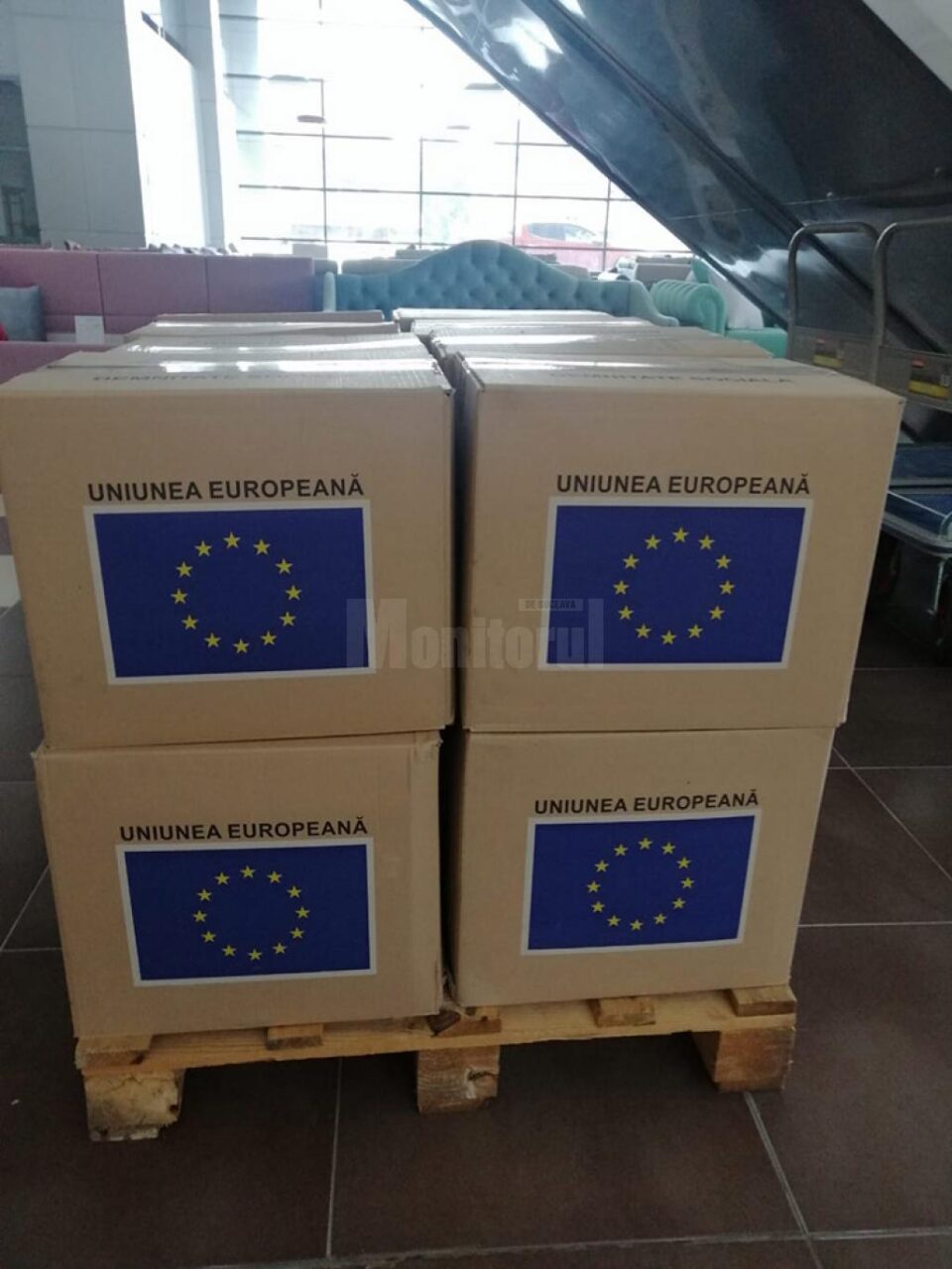 Pachetele cu produse alimentare de la UE, distribuite de Primăria Suceava