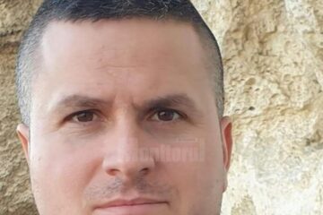 Daniel Tcaciuc Daniel Tcaciuc