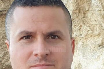 Daniel Tcaciuc Daniel Tcaciuc