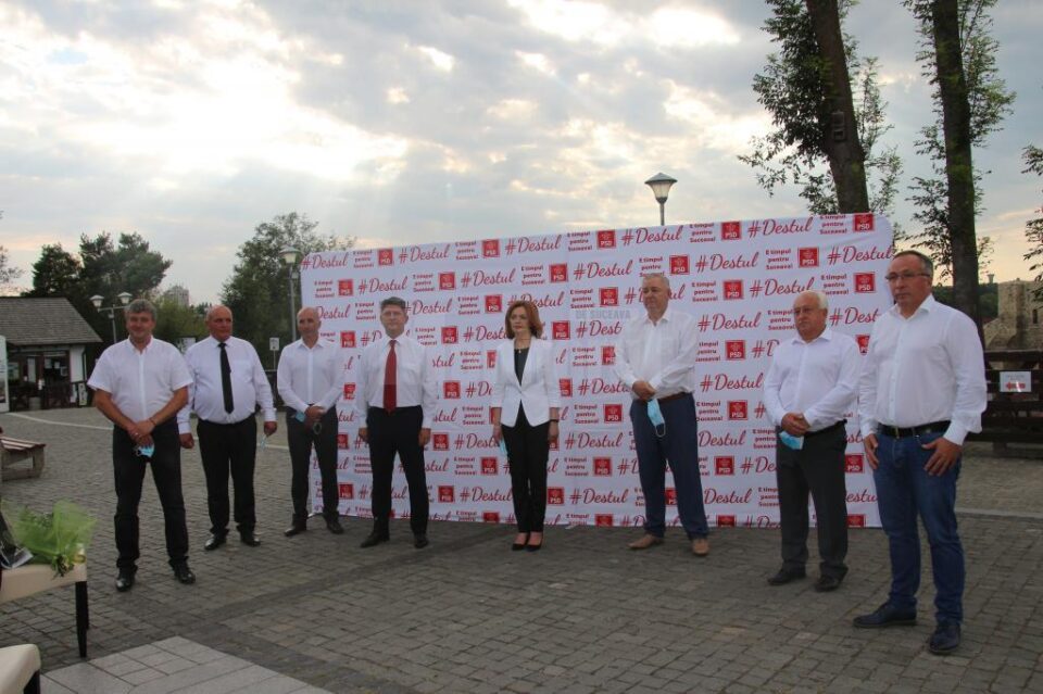 PSD Suceava și-a lansat candidații spre victoria din alegerile locale din apropierea Cetății de Scaun a lui Ștefan cel Mare PSD Suceava și-a lansat candidații spre victoria din alegerile locale din apropierea Cetății de Scaun a lui Ștefan cel Mare