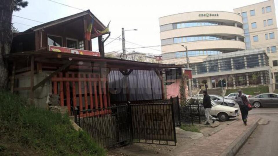 Barul spart de hoțul care a sunat la 112