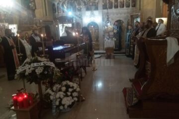 Preasfințiasa Damaschin, episcop vicar al Arhiepiscopiei Sucevei și Rădăuților, împreună cu un sobor de peste 50 de preoți și alți aproximativ 20 de preoți din marea familie Argatu, au oficiat ceremonia religioasă