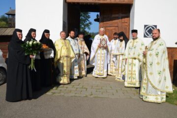 PS Damaschin a slujit la Hramul Mănăstirii Humor