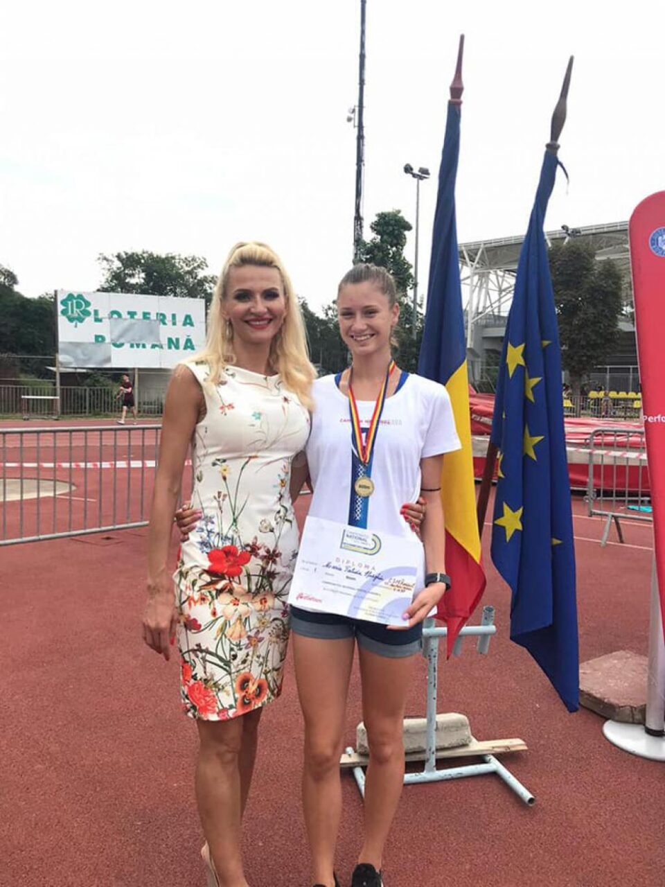 Antrenoarea Erzilia Țîmpău și campioana Talida Sfarghiu
