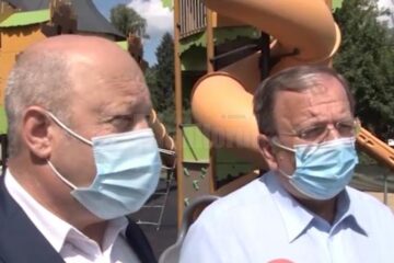 Gheorghe Flutur și primarul din Vatra Dornei, Ilie Boncheș Gheorghe Flutur și primarul din Vatra Dornei, Ilie Boncheș