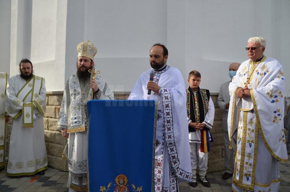 Biserica din Cumpărătura – Bosanci a primit veșmântul sfințirii