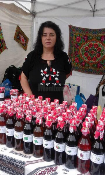 Loredana Stoica, meșter popular din Moldova Sulița, care se ocupă de „alimentația tradițională”