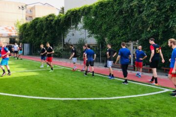 Nici un jucător al echipei locale de handbal nu este infectat cu Covid-19