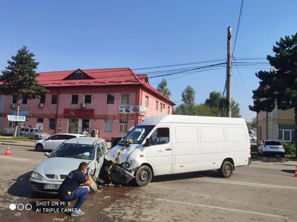 Polițiști rutieri au demarat cercetări pentru a stabili cum s-a produs accidentul