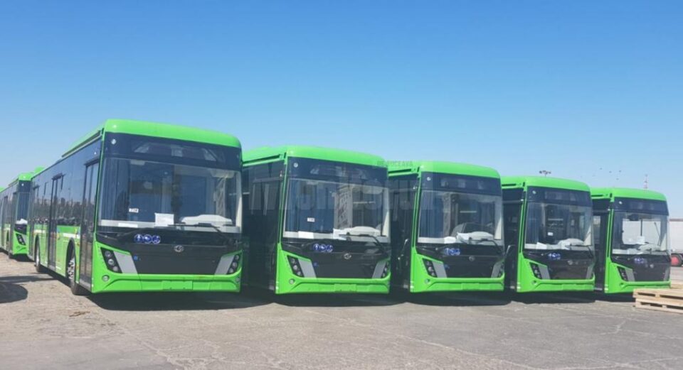 Autobuzele electrice cumparate prin licitatie de Primăria Suceava au ajuns pe 2 septembrie în România