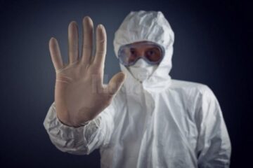 Peste 100 de persoane confirmate cu Covid sau cu simptome sugestive sunt în izolare acasă Sursa: prahovabusiness.ro
