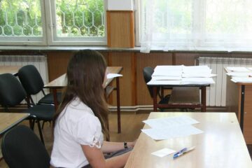 Ministerul Educației a lansat ghidurile oficiale pentru profesori și școli pe fiecare nivel de învățământ