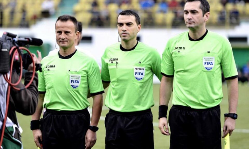 Octavian Șovre, Ovidiu Hațegan și Sebi Gheorghe alcătuiesc brigada numărul 1 din România. Foto digisport Octavian Șovre, Ovidiu Hațegan și Sebi Gheorghe alcătuiesc brigada numărul 1 din România. Foto digisport