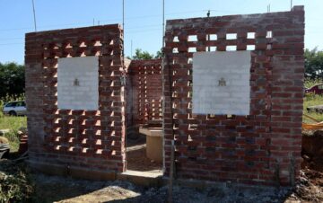 La Liteni, Moara, un “Triunghi – Sculptură, Arhitectură, Agricultură”