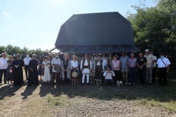 La Liteni, Moara, un “Triunghi – Sculptură, Arhitectură, Agricultură”
