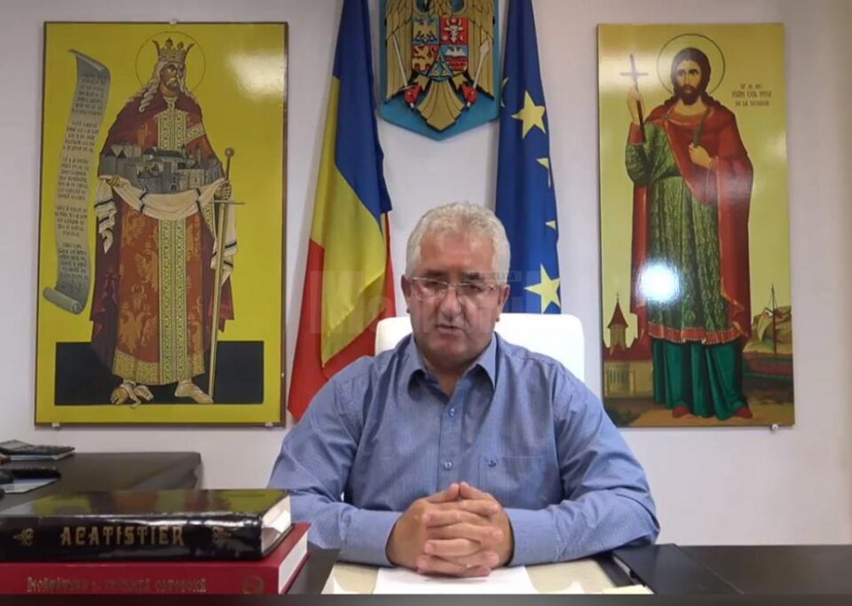 Ion Lungu: ”Tabletele pentru elevi care se strică nu vor fi plătite de părinți”