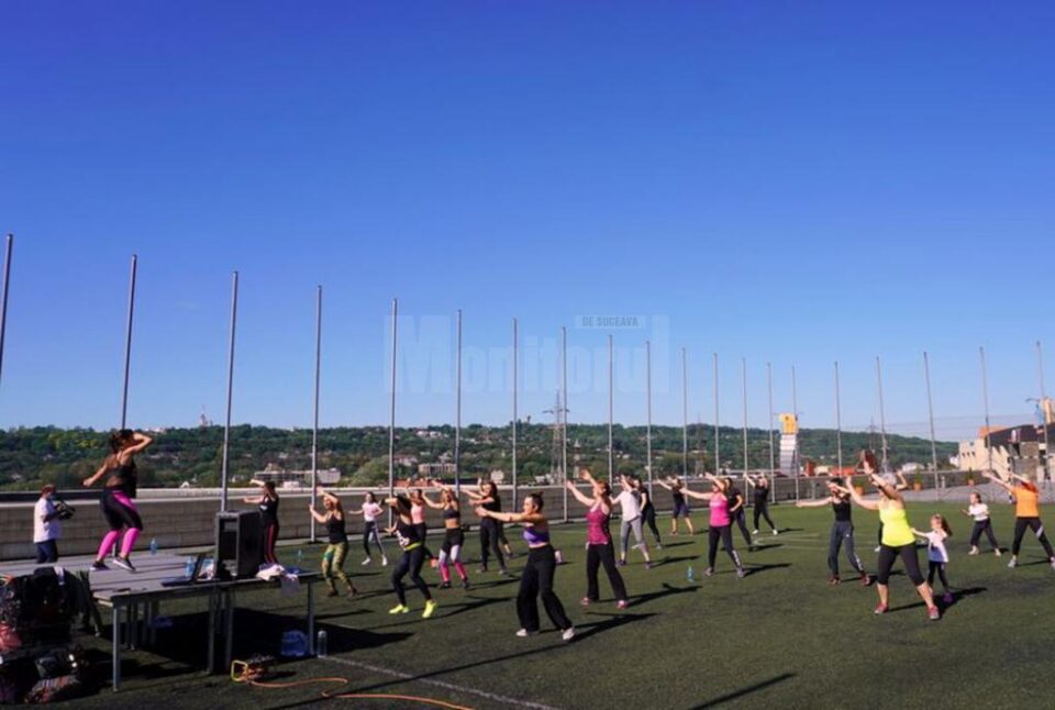 O nouă sesiune de zumba și streetdance, la Iulius Mall Suceava