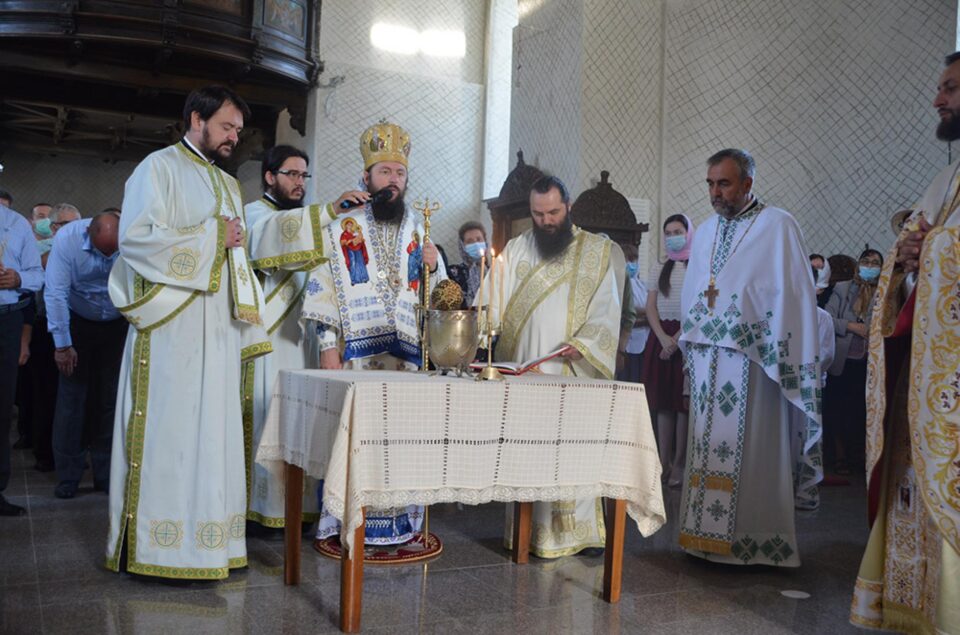 Biserica „Sfântul Ilie” din Fălticeni are un nou preot paroh