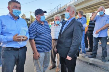 Ion Lungi și consilierul local Mihai Flutur, reprezentant de nădejde al locuitorilor din Ițcani în deliberativul local