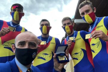 Florin Arteni-Fîntînariu, primul din stânga imaginii, a devenit campion european de tineret cu barca de patru rame a României