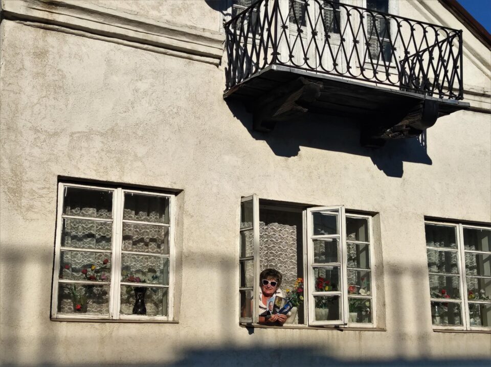 Ion Lungu si echipa de sa de consilieri locali s-au întâlnit cu alegatorii din Ițcani sub Pasarela CFR, reabilitată