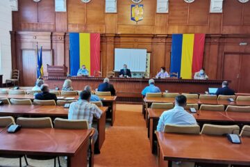 Ședința extraordinară a Comitetului Județean pentru Situații de Urgență pe tematica redeschiderii școlilor