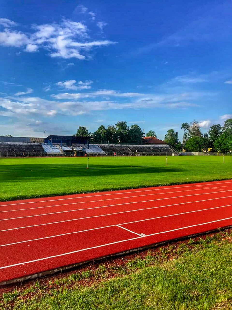 Meciul Sporting Juniorul Vaslui - Bucovina Rădăuți a fost amânat din cauza cazurilor de coronavirus Meciul Sporting Juniorul Vaslui - Bucovina Rădăuți a fost amânat din cauza cazurilor de coronavirus