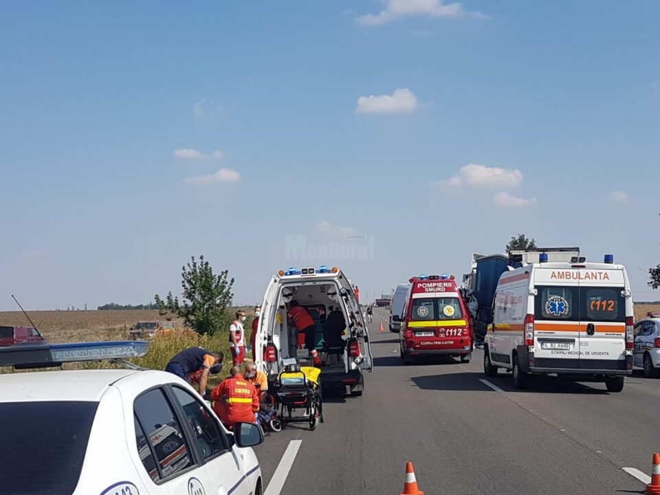Un microbuz din Suceava, implicat într-un accident mortal pe DN 2, la Ialomița