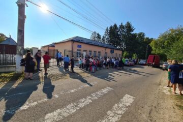 Început de an școlar la Școala Gimnazială Mitocu Dragomirnei