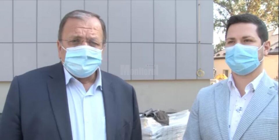 Gheorghe Flutur și managerul Spitalului Judetean, dr. Alexandru Calancea