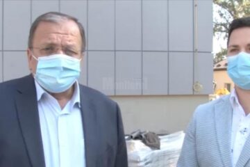 Gheorghe Flutur și managerul Spitalului Judetean, dr. Alexandru Calancea